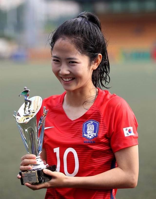 伊人tv直播平台 排行1